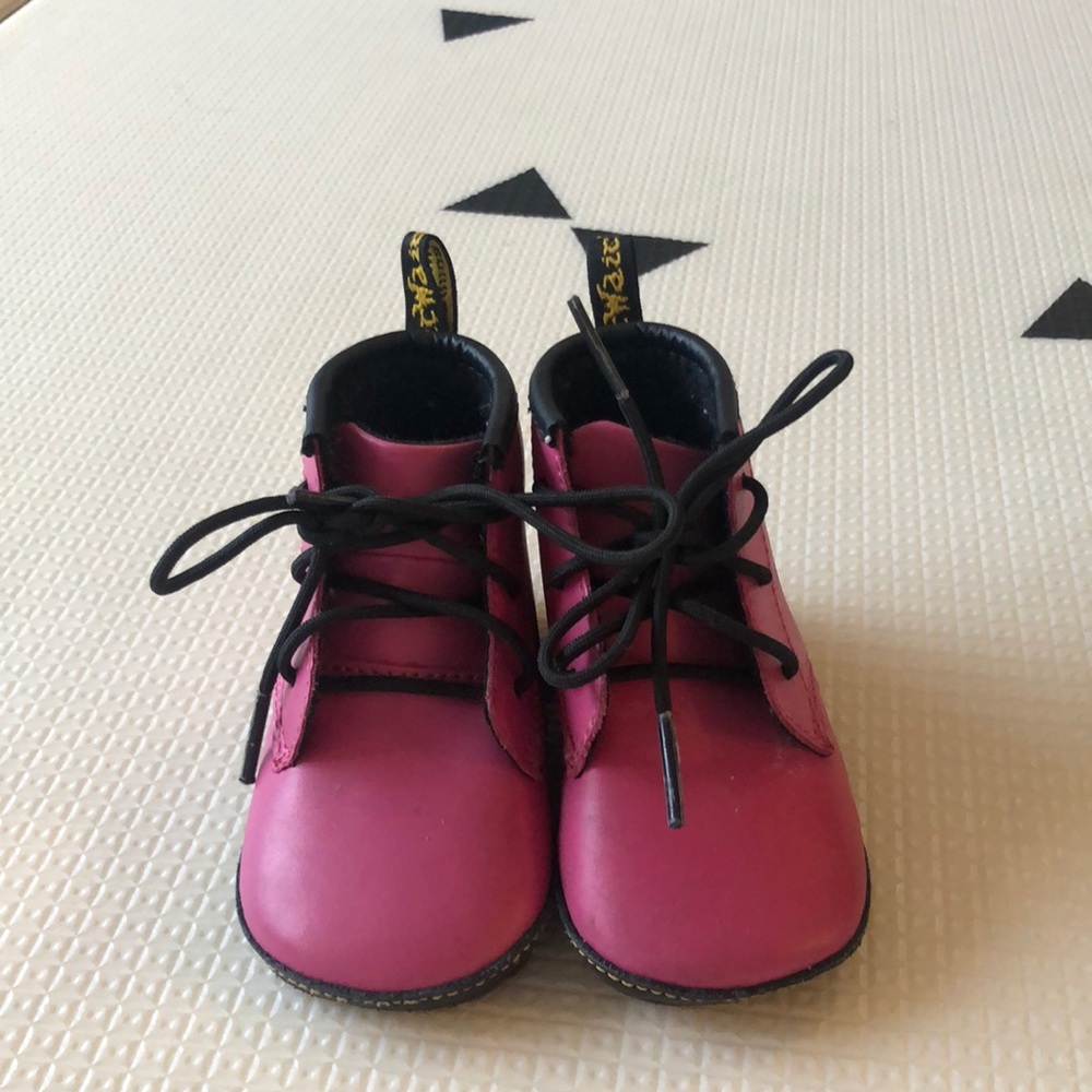 Dr marten size 4